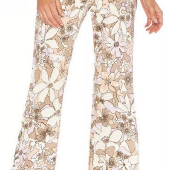 For Love And Lemons Renata High Waist Floral
Slim Flare Women's size small - Picture 4 of 4